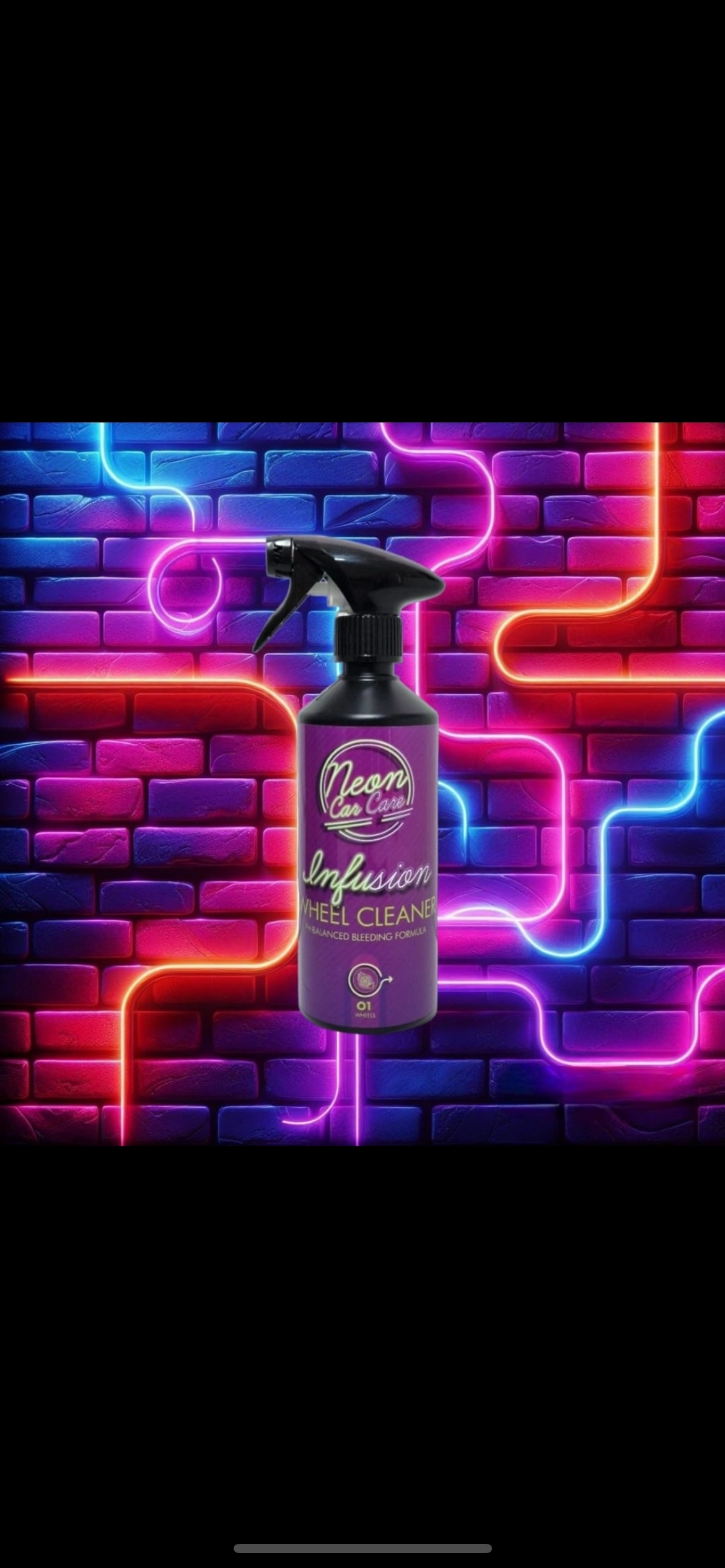 Infusion has been formulated to dissolve brake dust and iron contaminants. Once applied, this ph balanced bleeding formula reacts and turns to a deep purple colour. After pressure washing off, you will be left with a perfect, clean looking alloy.